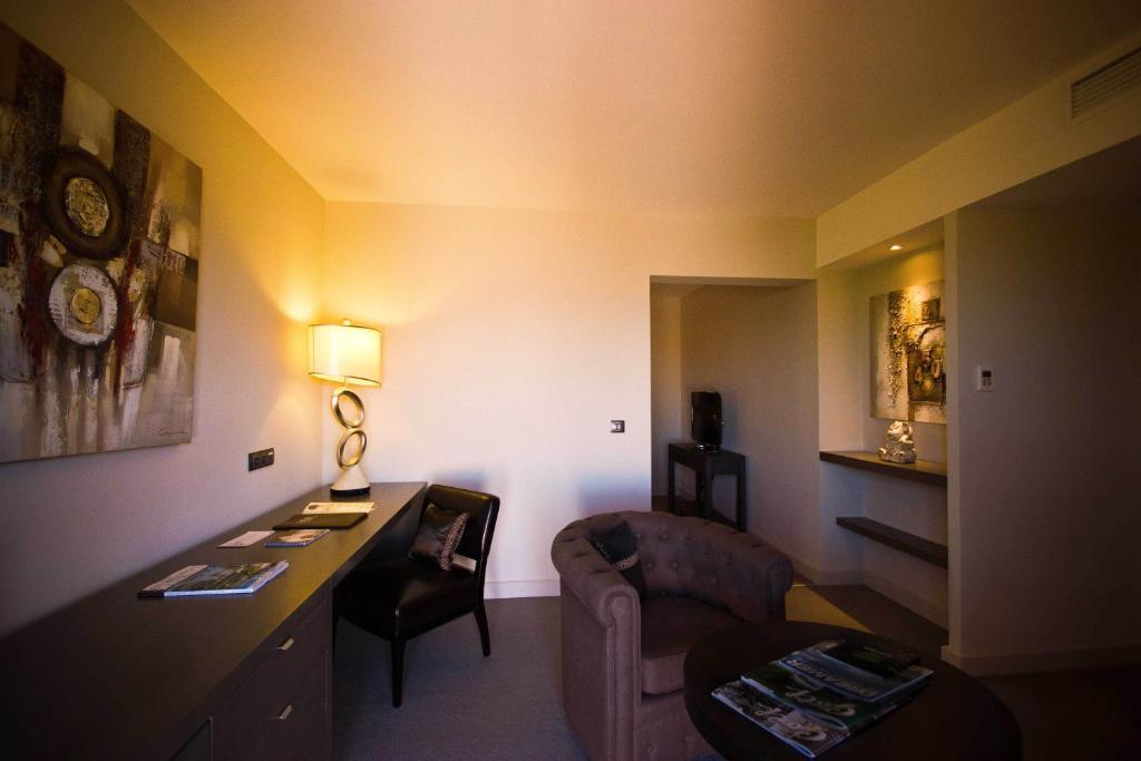 Le Daya Hotel & Spa - Boutique Hotel Roquebrune-sur Argens Zimmer foto
