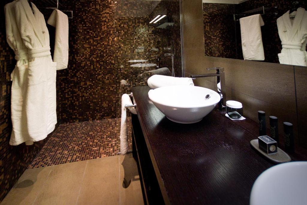 Le Daya Hotel & Spa - Boutique Hotel Roquebrune-sur Argens Zimmer foto